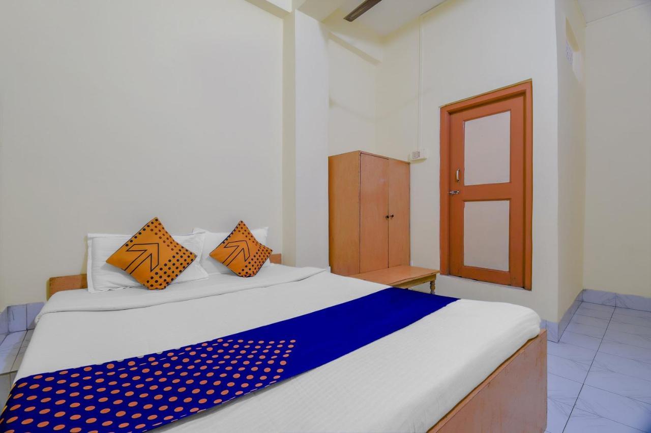 Oyo Flagship 71156 Hotel Jaybee'S ديبروجاره المظهر الخارجي الصورة