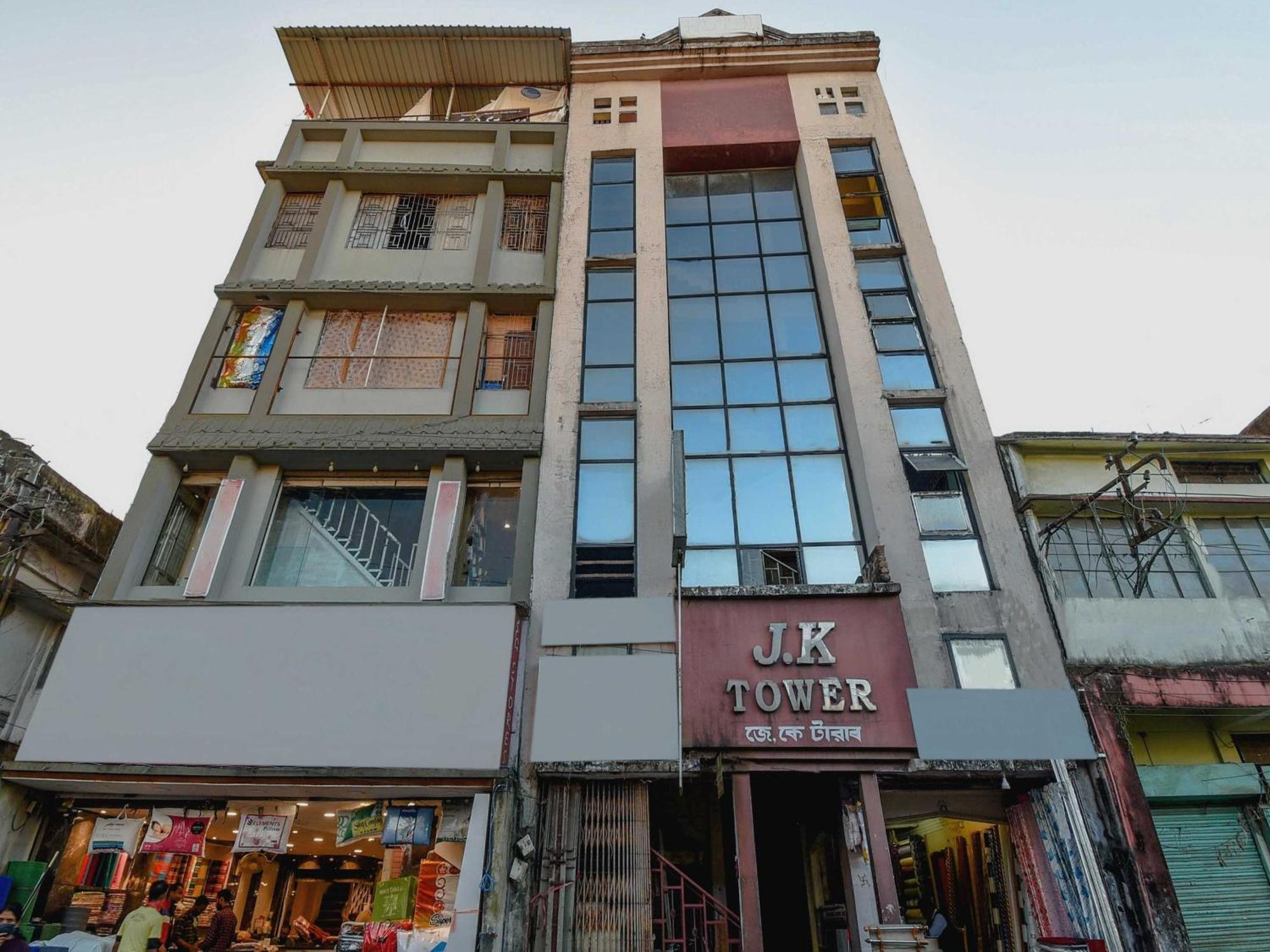 Oyo Flagship 71156 Hotel Jaybee'S ديبروجاره المظهر الخارجي الصورة
